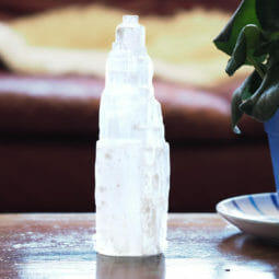 Selenite Tower 20cm (usb base)