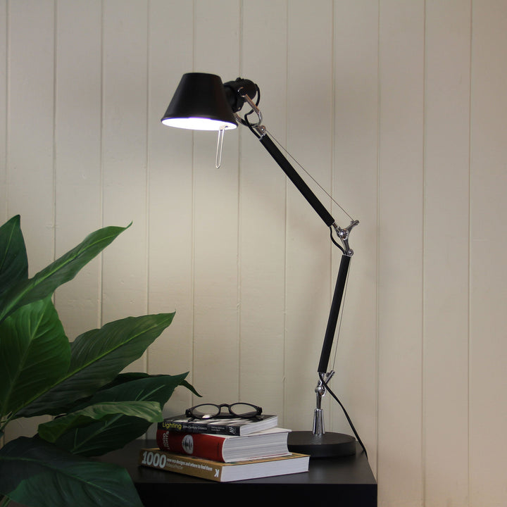 Forma Adjustable Desk Lamp Black-TABLE AND FLOOR LAMPS-Oriel