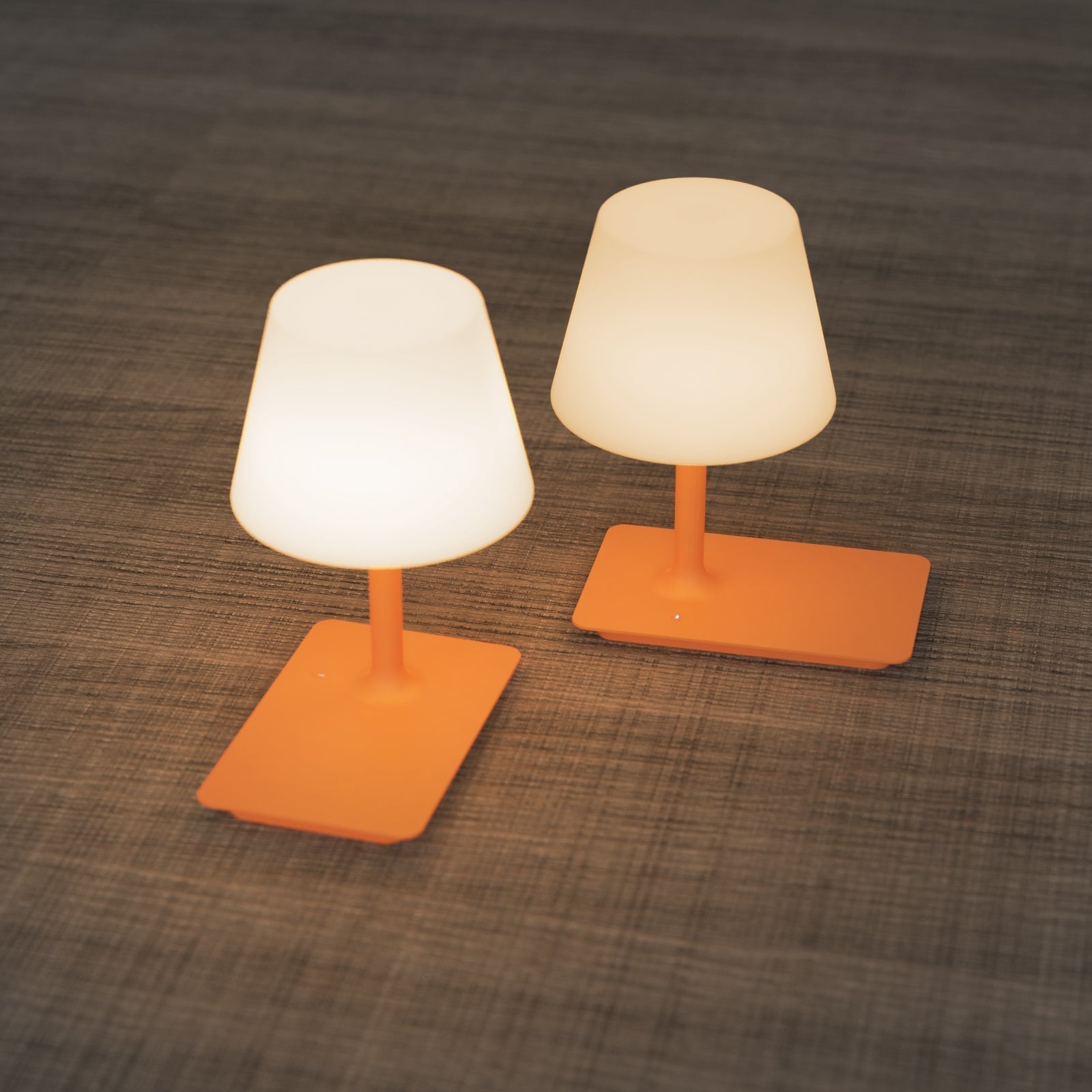 LED Wireless Outdoor touch Dimmable 4000mAh Rechargeable table Light Type C input USB 5V 2A output IP44-Table Light-Dropli